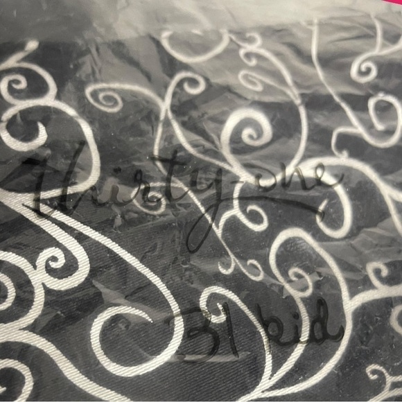 THIRTY One Fitted Purse Skirt Spring Swirl New in the Bag Black White - Picture 4 of 4